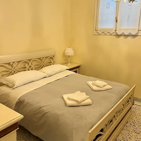 Rialto Mercato Deluxe Apartment Venice