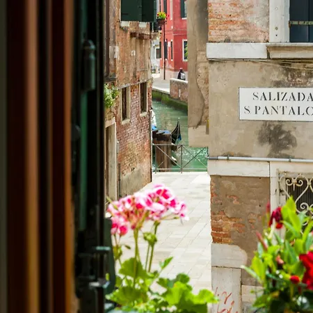 Ca Del Bezzo - Comfort & View Apartment Venice