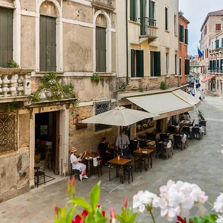 Ca Del Bezzo - Comfort & View Apartment