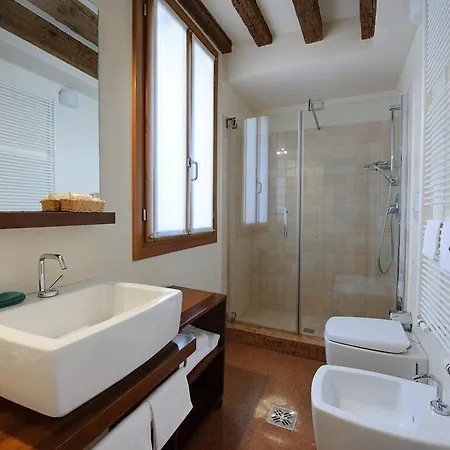 Guest house Ca' Pozzo 3*