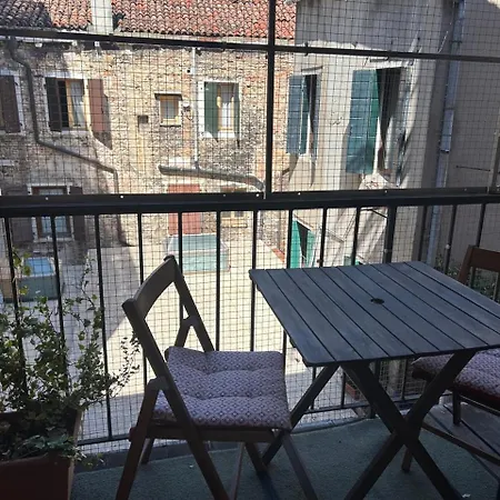 Homes & Holidays Apartment