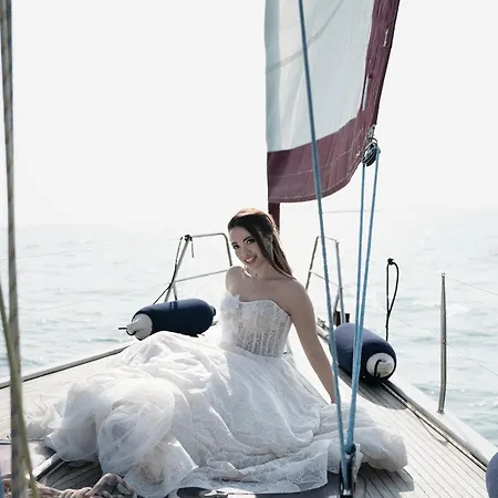 Venice Boat Tour With Aperitif And Music Included On A Sailing Boat