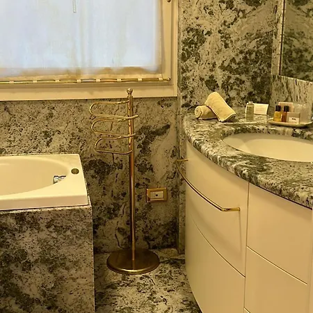 Apartment San Marco2 *