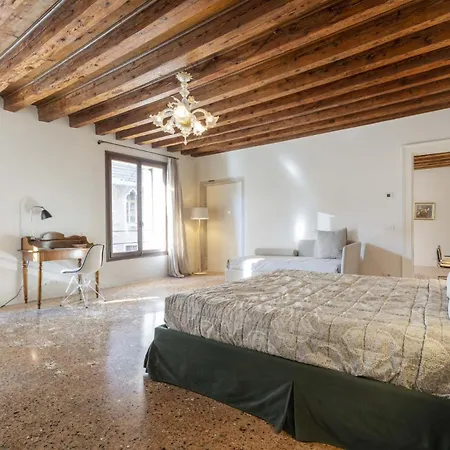 Sensale Apartment