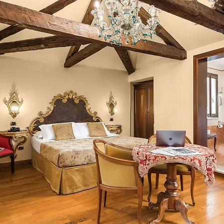Ca' Alvise Hotel