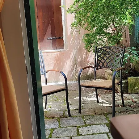 Domus Quietis Apartment *