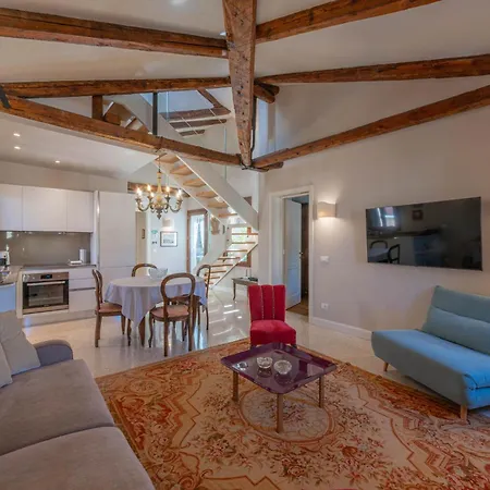 Apartment Casa Virginia Direct At The Canal Cannaregio With Own Roof Terrace *
