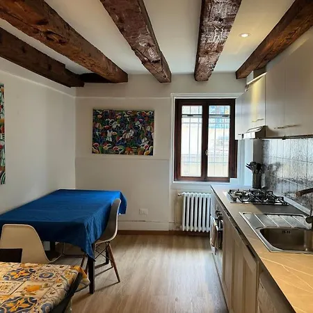 Apartment Ponte Di Rialto E Canal Grande-palazzo Benzon
