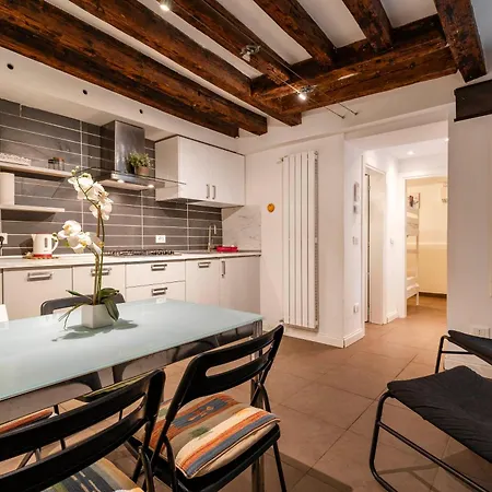 San Giacomo Pied-a-terre House By Wonderful Italy Appartamento *