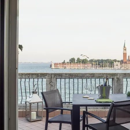 Attic Boutique San Marco R&r Apartment *