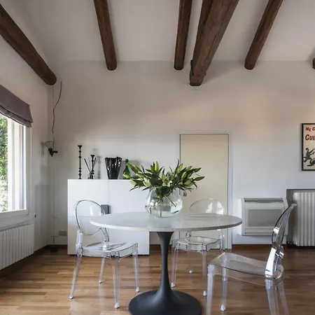 Apartment Attic Boutique San Marco R&r Venice