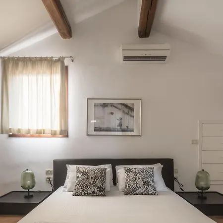 Attic Boutique San Marco R&r Apartment Venice