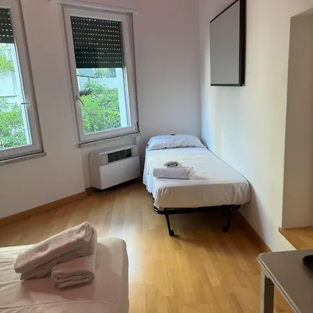 Appartamento Affitta Camera
