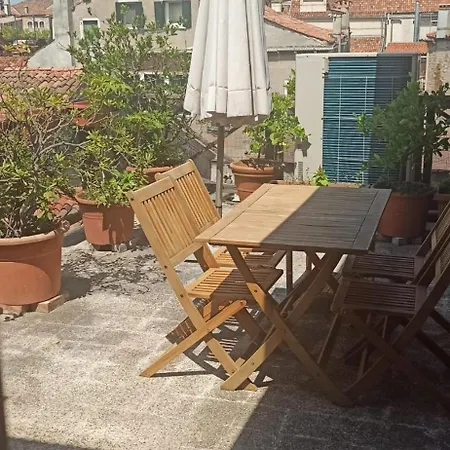 Appartement Sunbeam Palace Venise