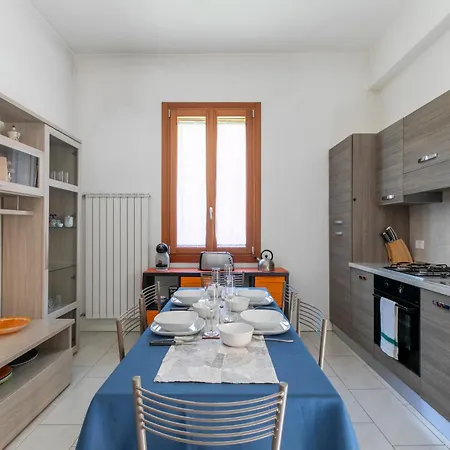 Max & Julia's House - Sant'elena Apartment