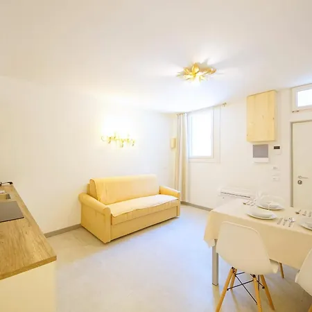 Dolcevita N 521 Apartment *