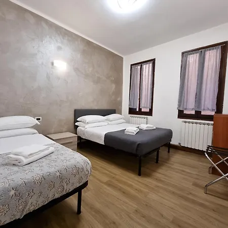 Апартаменты Rialto House