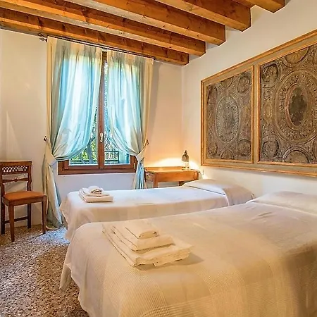 Casa Contarini