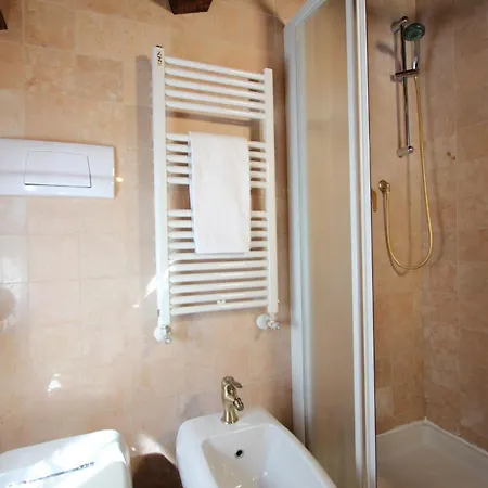 Frari Prestige Canal View Apartment Venice