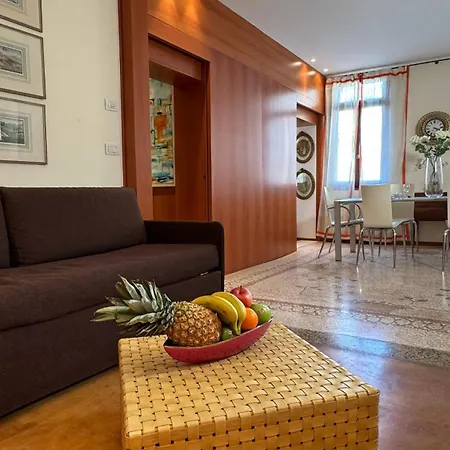Apartment Fondamenta Nove *
