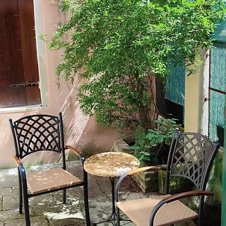 Domus Quietis Apartment *