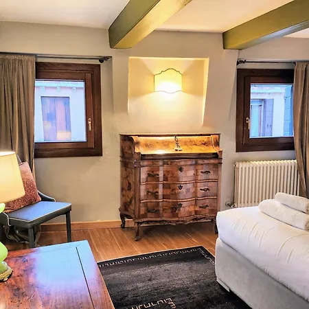 Apartment Casanova Penthouse In The Heart Of Venice
