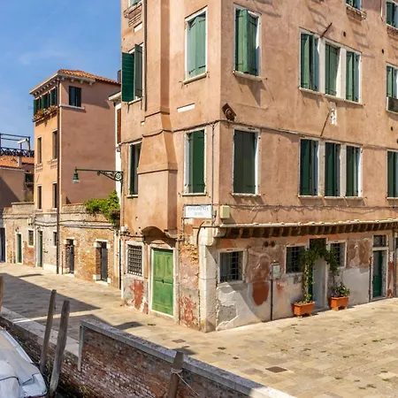 Apartamento Zero Stairs + Canal View