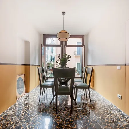 Sant'angelo Canal View Apartamento
