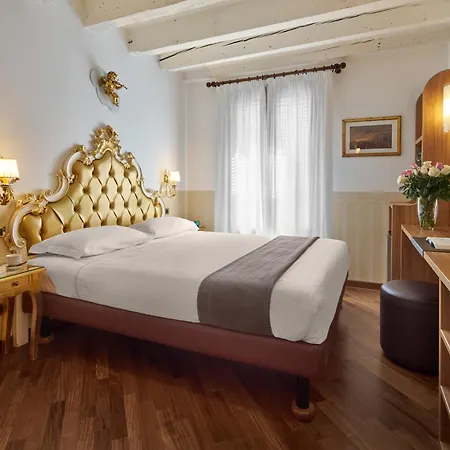 Unahotels Ala Venezia-adults 16 3*