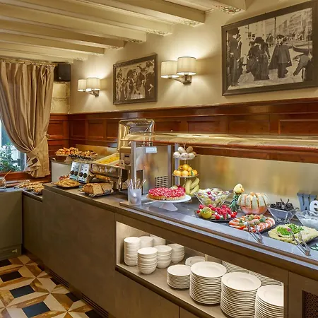 Unahotels Ala Venezia-adults 16 Hotel