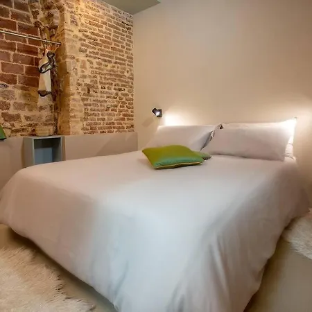 Ivy, Canal View Apartamento *