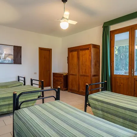 Il Lato Azzurro Hotel *