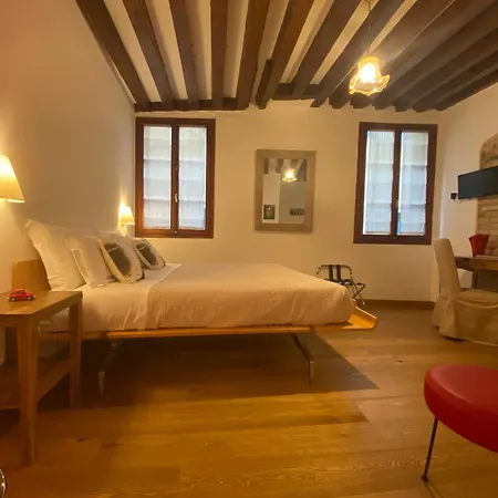 Residenza Corte Antica Bed & Breakfast