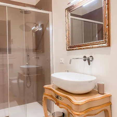 San Polo Luxury In *