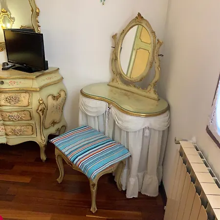 Hotel del amor Lovenice Center Venecia