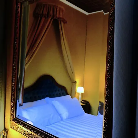 H O T E L S A N G A L L O L Hotel 3*