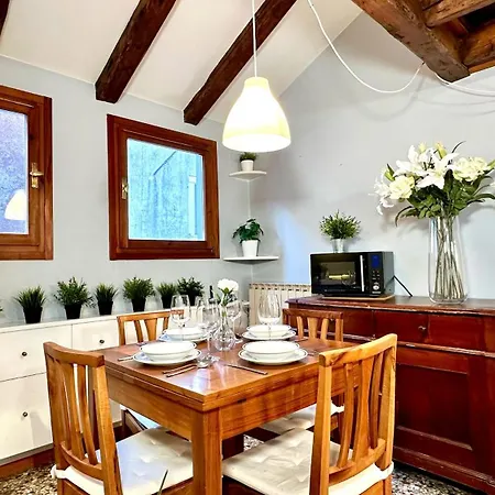 Fondamenta Nove Apartment