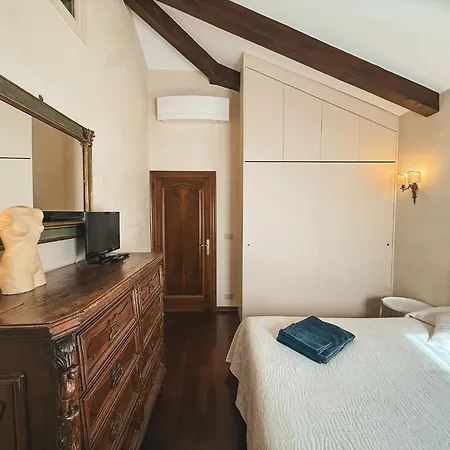 Attic Terrace San Square View Venice