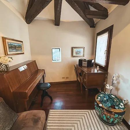 Attic Terrace San Square View Apartment