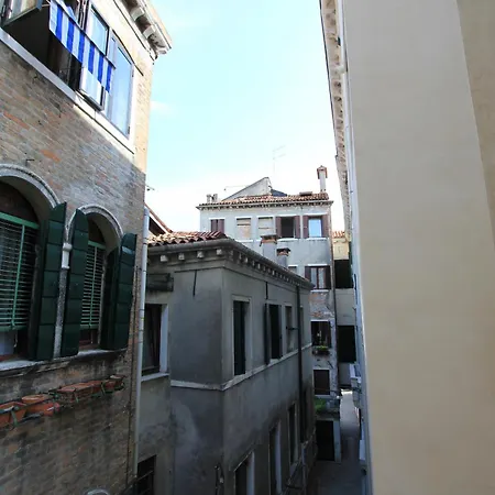 Fondamenta Nove Apartment