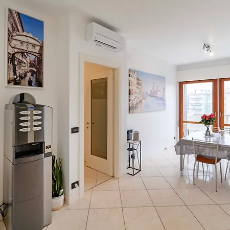 Venice Friends Bed & Breakfast Mestre