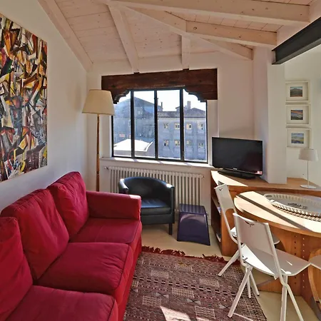 Homes & Holidays Apartment Venice
