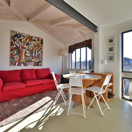 Homes & Holidays Apartment Venice