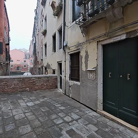 Anna Ai Frari Appartamento *