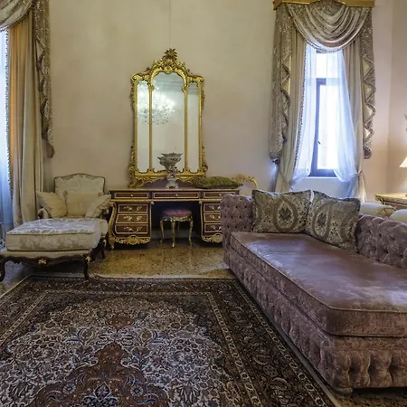 Gasthof Palazzo Ca' Bernardo By Francesco Molon *