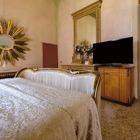 Palazzo Ca' Bernardo By Francesco Molon Gasthof