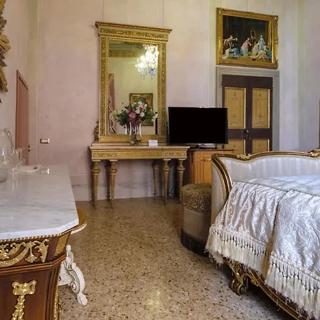Palazzo Ca' Bernardo By Francesco Molon Gasthof