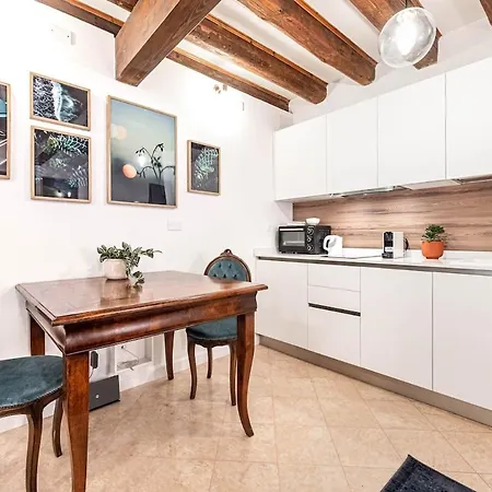 Guggenheim Apartment Venice