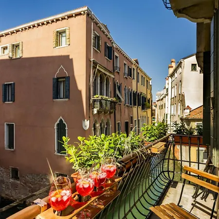 Appartamento The Yacht House Canal View