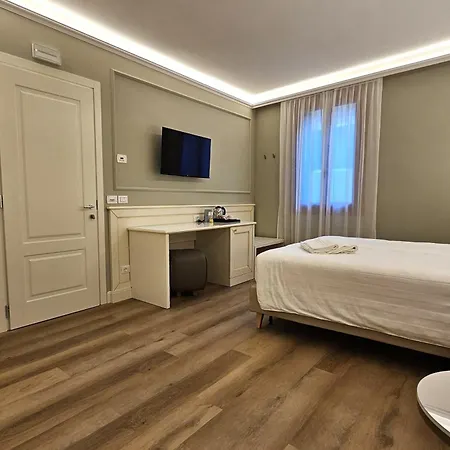 Guerrini 2* Βενετία